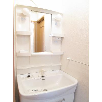 ドラセナＢ 102【管理NO：1-015164802-01020】 ★家具家電は申し込み後に搬入します★ ★2026年11月中旬入居可能★の物件画像