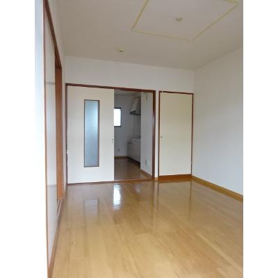 トラッドハイツ柏崎 101【管理NO：1-004662201-01010】 ★家具家電は申し込み後に搬入します★ ★2026年11月中旬入居可能★の物件画像