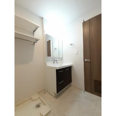エアリアルⅠ 102【管理NO：1-027286001-01020】 ★家具家電は申し込み後に搬入します★の物件画像