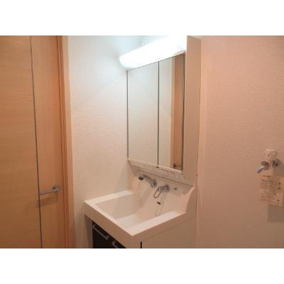 ララシャンス 302【管理NO：1-017215001-03020】 ★家具家電は申し込み後に搬入します★ ★2026年10月中旬入居可能★の物件画像