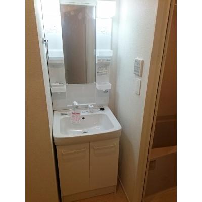 サンアーバン湘南 203【管理NO：1-022161401-02030】 ★家具家電は申し込み後に搬入します★ ★2026年11月中旬入居可能★の物件画像