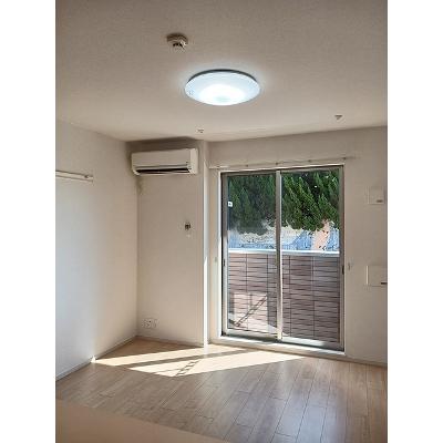 エレガンテ 105【管理NO：1-022667101-01040】 ★家具家電は申し込み後に搬入します★の物件画像