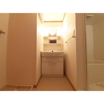 グラン・シャローⅡ 202【管理NO：1-013121101-02020】 ★家具家電は申し込み後に搬入します★ ★2026年11月上旬入居可能★の物件画像