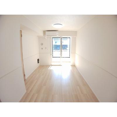 ヴァンクール 102【管理NO：1-027757901-01020】 ★家具家電は申し込み後に搬入します★ ★2026年11月中旬入居可能★の物件画像