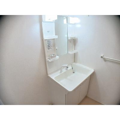 プラシードＡ 201【管理NO：1-020737901-02010】 ★家具家電は申し込み後に搬入します★の物件画像