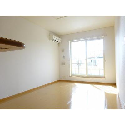 プリマ　ヴェーラ　Ｂ 201【管理NO：1-013947502-02010】 ★家具家電は申し込み後に搬入します★ ★2026年11月上旬入居可能★の物件画像