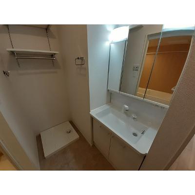 エトワール　Ｂ 201【管理NO：1-026748602-02010】 ★家具家電は申し込み後に搬入します★ ★2026年10月下旬入居可能★の物件画像
