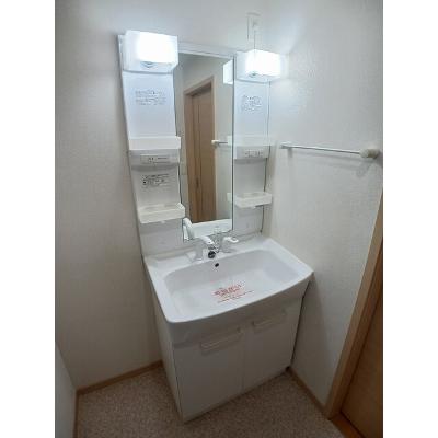 クリスタル・コート 203【管理NO：1-016796101-02030】 ★家具家電は申し込み後に搬入します★ ★2026年11月上旬入居可能★の物件画像