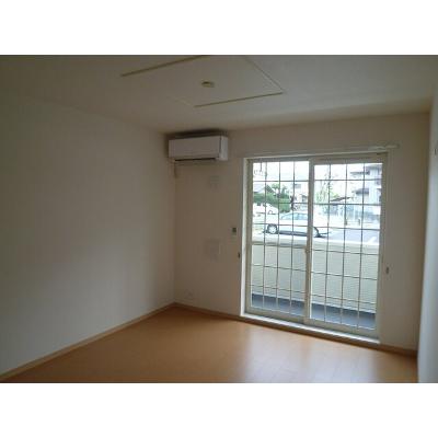 シュー・フルール 102【管理NO：1-015997202-01020】 ★家具家電は申し込み後に搬入します★ ★2026年10月下旬入居可能★の物件画像