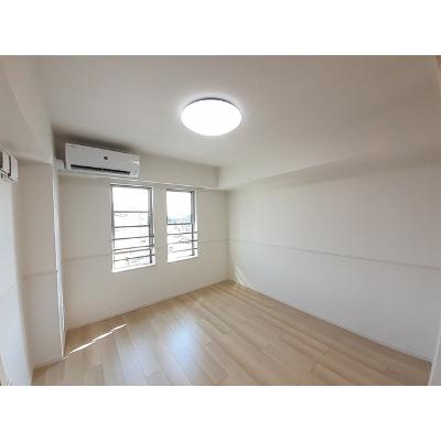 アプリコットⅢ 303【管理NO：1-027495301-03030】 ★家具家電は申し込み後に搬入します★の物件画像