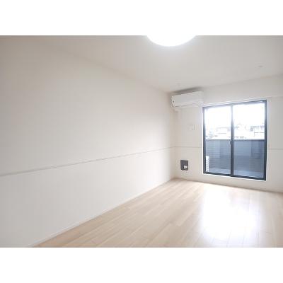 モンド　カロレⅠ 203【管理NO：1-027126301-02030】 ★家具家電は申し込み後に搬入します★の物件画像