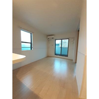 クレースト忠岡 201【管理NO：1-024342401-02010】 ★家具家電は申し込み後に搬入します★ ★2026年11月上旬入居可能★の物件画像