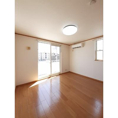 ヴィヴァーチェ　春日野　Ａ 202【管理NO：1-012849601-02020】 ★家具家電は申し込み後に搬入します★ ★2026年11月上旬入居可能★の物件画像