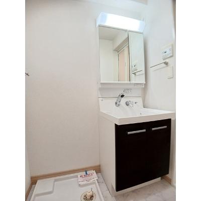 ヴィアーレ　光南 403【管理NO：1-019077501-04030】 ★家具家電は申し込み後に搬入します★の物件画像