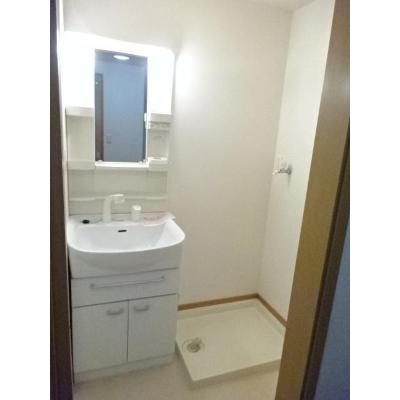 グランヒルズ 112【管理NO：1-013573501-01120】 ★家具家電は申し込み後に搬入します★ ★2026年11月中旬入居可能★の物件画像