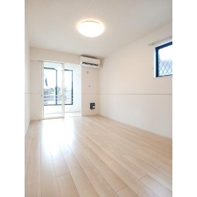 ライブ９１０ 104【管理NO：1-027012001-01040】 ★家具家電は申し込み後に搬入します★の物件画像