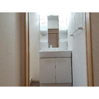 ＫＩＲＡ　Ⅱ 201【管理NO：1-017902202-02010】 ★家具家電は申し込み後に搬入します★ ★2026年11月上旬入居可能★の物件画像