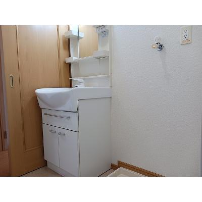 トレフル　Ｄ 303【管理NO：1-014548301-03030】 ★家具家電は申し込み後に搬入します★ ★2026年10月下旬入居可能★の物件画像