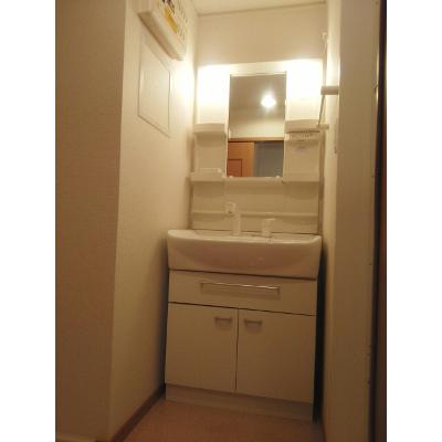 ラスタープレイス 204【管理NO：1-014213501-02040】 ★家具家電は申し込み後に搬入します★ ★2026年11月中旬入居可能★の物件画像