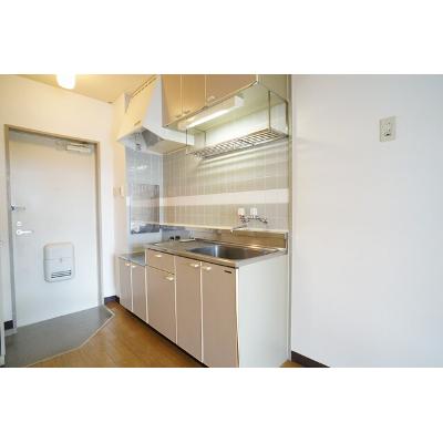 エリール千野根 103【管理NO：1-005227701-01030】 ★家具家電は申し込み後に搬入します★ ★2026年12月上旬入居可能★の物件画像