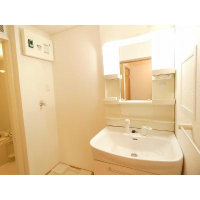 フォンテーヌⅧ 202【管理NO：1-015035403-02020】 ★家具家電は申し込み後に搬入します★ ★2026年11月中旬入居可能★の物件画像