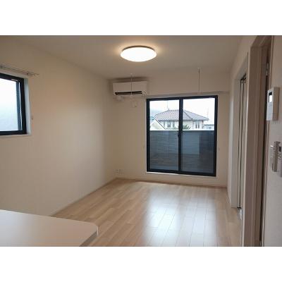 ロイヤルオークⅢ 201【管理NO：1-028104001-02010】 ★家具家電は申し込み後に搬入します★ ★2026年12月中旬入居可能★の物件画像