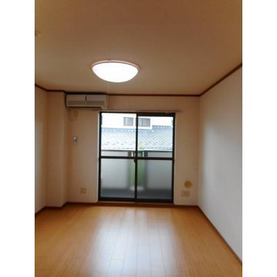 オレンジコート 201【管理NO：1-011412401-02010】 ★家具家電は申し込み後に搬入します★ ★2026年11月中旬入居可能★の物件画像