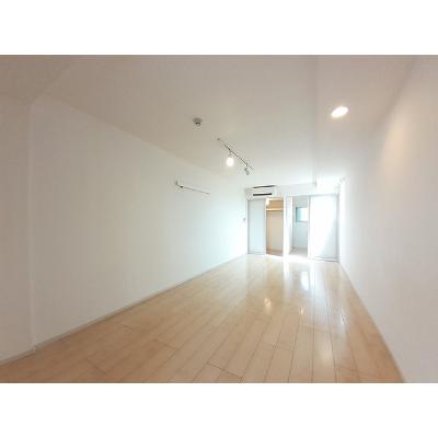 ロイヤルステイツ　アネックス 402【管理NO：1-019431201-04020】 ★家具家電は申し込み後に搬入します★ ★2026年11月中旬入居可能★の物件画像