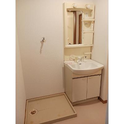 サンパティークⅡ 101【管理NO：1-010035901-01010】 ★家具家電は申し込み後に搬入します★の物件画像