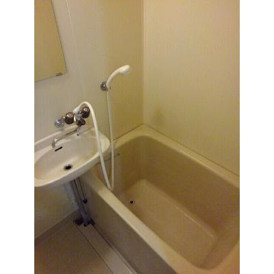 エルディム加藤 202【管理NO：1-002456001-02020】 ★家具家電は申し込み後に搬入します★ ★2026年10月中旬入居可能★の物件画像
