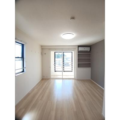 パレス－ＭＴ 201【管理NO：1-027105201-02010】 ★家具家電は申し込み後に搬入します★の物件画像