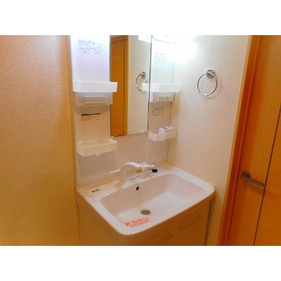 サンヒルズ小本 201【管理NO：1-019537801-02010】 ★家具家電は申し込み後に搬入します★ ★2026年11月中旬入居可能★の物件画像