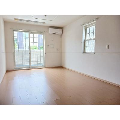 フィオーレ１ 101【管理NO：1-016368801-01010】 ★家具家電は申し込み後に搬入します★ ★2026年11月中旬入居可能★の物件画像