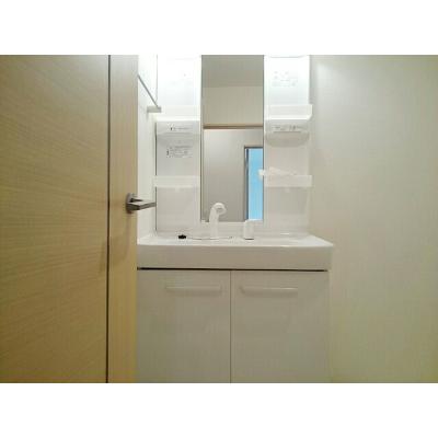 ブルー　ムーン 202【管理NO：1-017927801-02020】 ★家具家電は申し込み後に搬入します★ ★2026年11月中旬入居可能★の物件画像