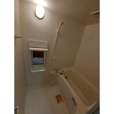 エメ　シャンブルⅡ 204【管理NO：1-010211902-02040】 ★家具家電は申し込み後に搬入します★ ★2026年11月中旬入居可能★の物件画像
