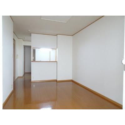 コスモス 201【管理NO：1-013328901-02010】 ★家具家電は申し込み後に搬入します★ ★2026年11月中旬入居可能★の物件画像