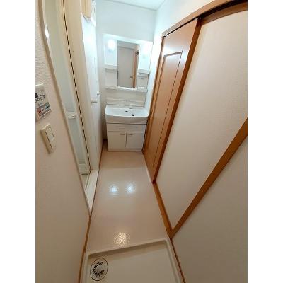 トレス・シエーネ 203【管理NO：1-014938901-02030】 ★家具家電は申し込み後に搬入します★ ★2026年10月中旬入居可能★の物件画像