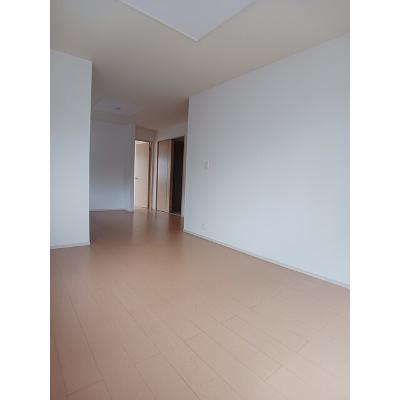 シャン・ド・フルールⅠ 101【管理NO：1-018900901-01010】 ★家具家電は申し込み後に搬入します★の物件画像