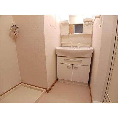 サウザンドウインズ 203【管理NO：1-014293001-02030】 ★家具家電は申し込み後に搬入します★の物件画像
