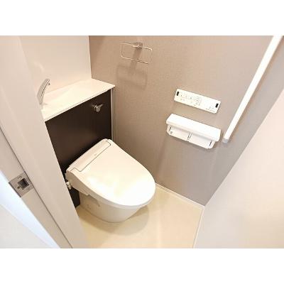 カーサ　サリチェ 201【管理NO：1-027928301-02010】 ★家具家電は申し込み後に搬入します★の物件画像
