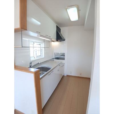 ケ－マ・ハ－モニ－１番館 201【管理NO：1-015428401-02010】 ★家具家電は申し込み後に搬入します★の物件画像