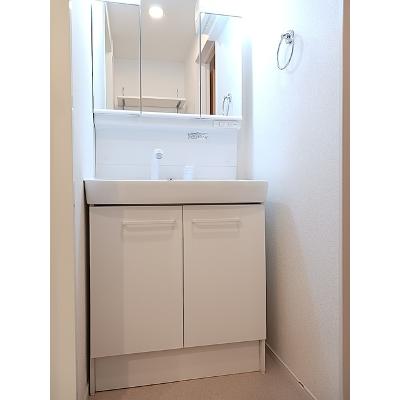 サン　ウィステリア　Ⅰ 102【管理NO：1-025033301-01020】 ★家具家電は申し込み後に搬入します★の物件画像