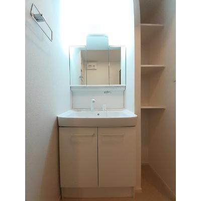アルペンローゼ 202【管理NO：1-027102401-02020】 ★家具家電は申し込み後に搬入します★ ★2026年11月中旬入居可能★の物件画像