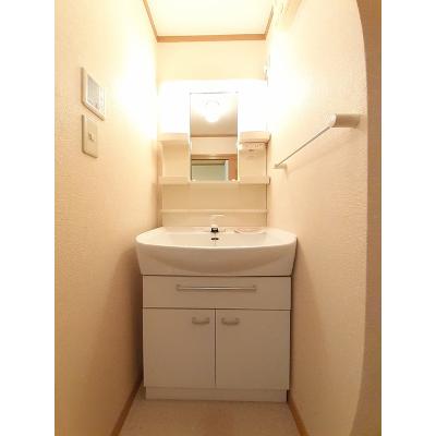 グリーンビレッジＢ棟 202【管理NO：1-012626602-02020】 ★家具家電は申し込み後に搬入します★ ★2027年01月下旬入居可能★の物件画像