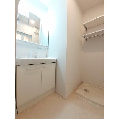 シャウラ　Ａ 202【管理NO：1-026643501-02020】 ★家具家電は申し込み後に搬入します★ ★2026年11月中旬入居可能★の物件画像