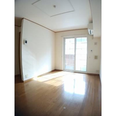 ベリエＢ 103【管理NO：1-013217602-01030】 ★家具家電は申し込み後に搬入します★ ★2026年11月中旬入居可能★の物件画像