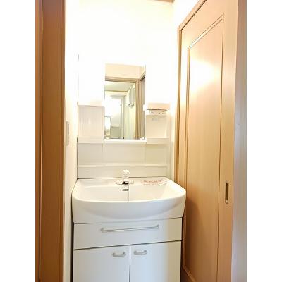 ベリエＢ 103【管理NO：1-013217602-01030】 ★家具家電は申し込み後に搬入します★ ★2026年11月中旬入居可能★の物件画像