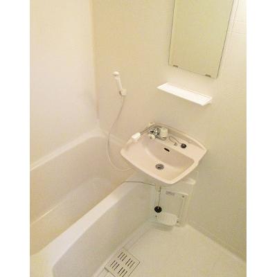 アヴィニールＡ 103【管理NO：1-009685101-01030】 ★家具家電は申し込み後に搬入します★ ★2026年11月上旬入居可能★の物件画像