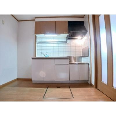 サンシャイン・末次Ⅱ 103【管理NO：1-011879302-01030】 ★家具家電は申し込み後に搬入します★ ★2026年11月上旬入居可能★の物件画像