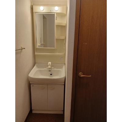 サングローブＢ 201【管理NO：1-010857701-02010】 ★家具家電は申し込み後に搬入します★ ★2026年11月中旬入居可能★の物件画像